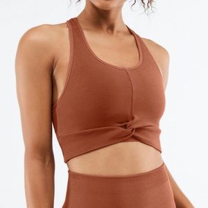 NWT Fabletics Kinsley front knot seamless bra